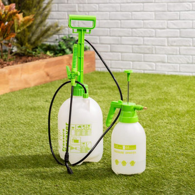 Garden Sprayer with hand pump on lawn
