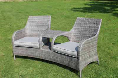 Rattan outdoor Love Seat with table in between