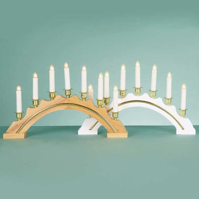 Candle bridges in white and natural wood finish