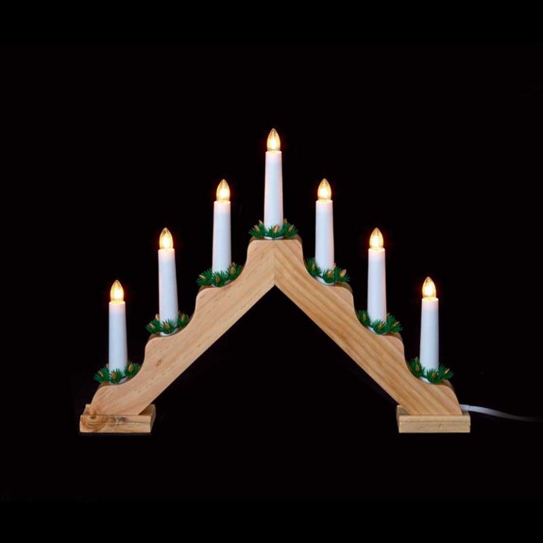 Candle Bridge with 7 LED white candles with decorative wreaths